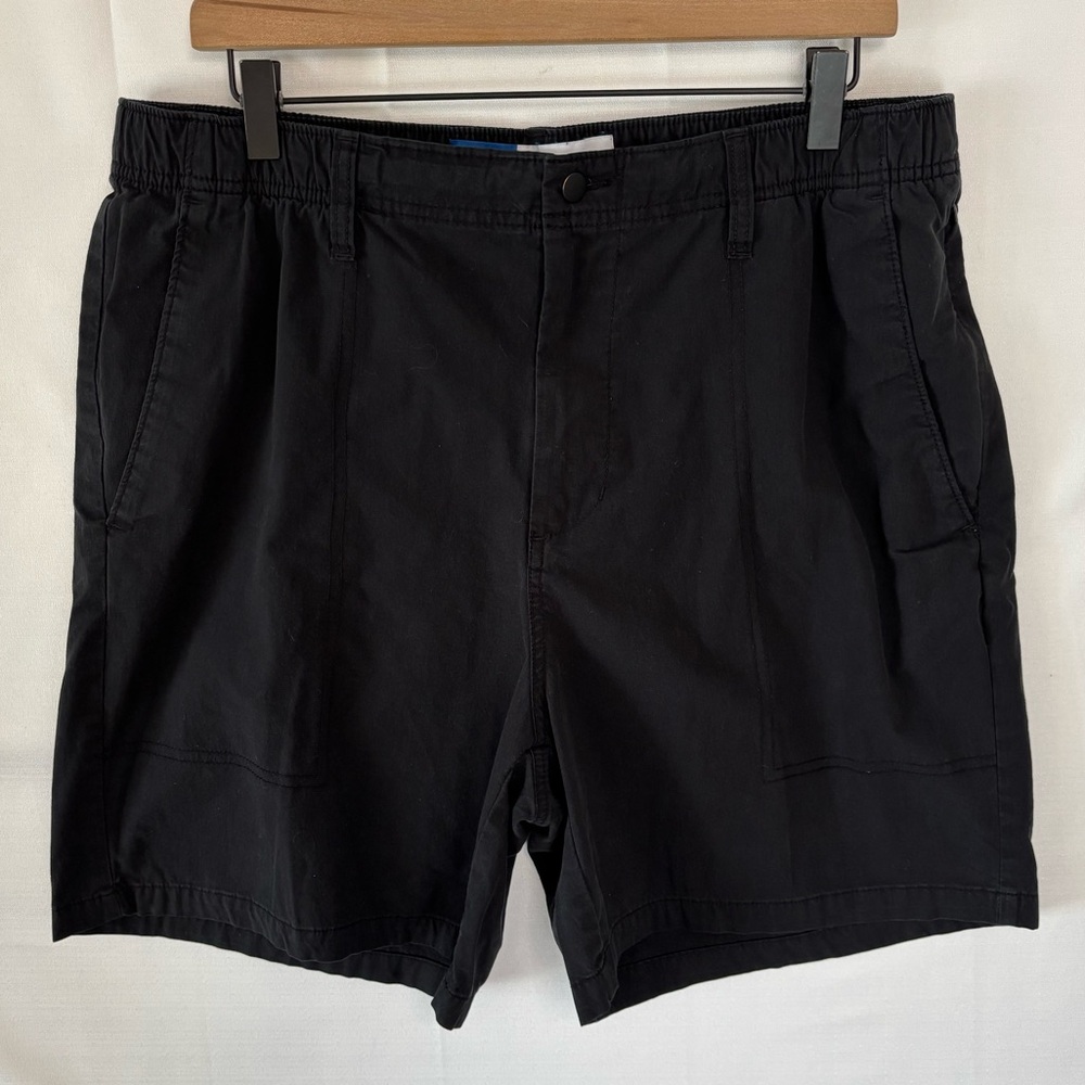 OLD NAVY Black Built-In Flex Shorts Size Large